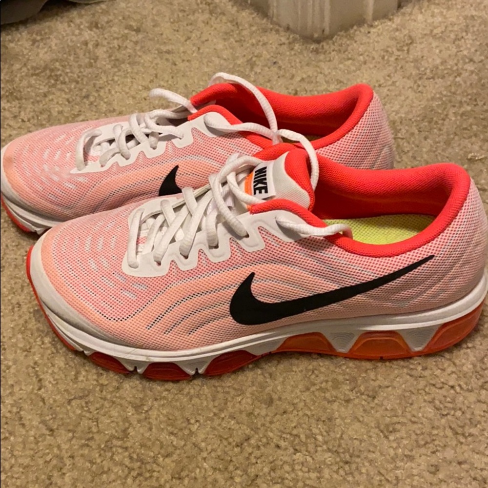 Women’s Tailwind 6 (size 8)